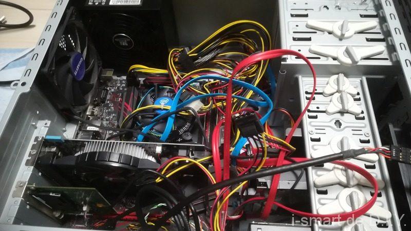 PC　ケース　配線